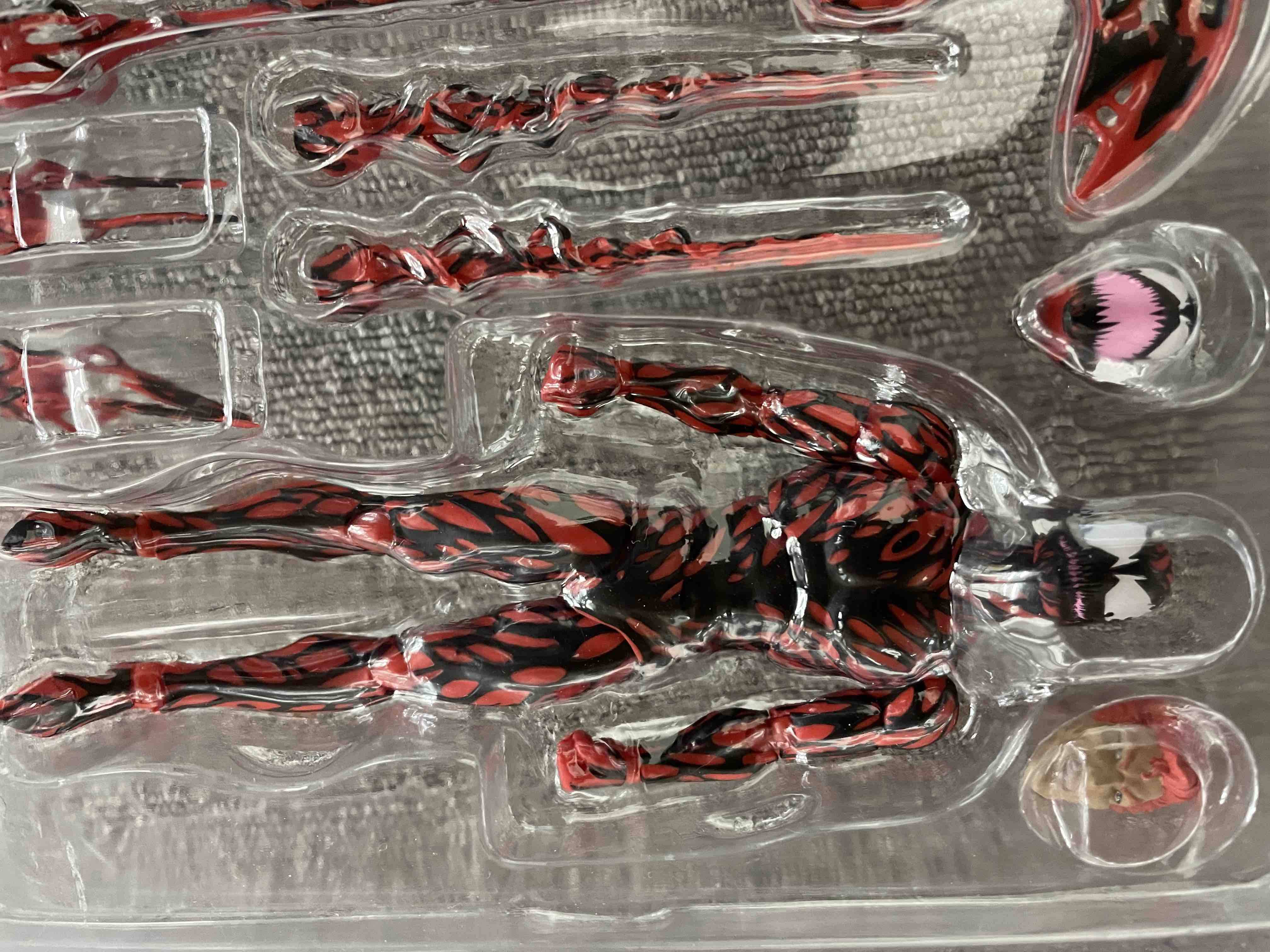 Mafex 118: CARNAGE (COMIC Ver.) | Nin-Nin-Game.com