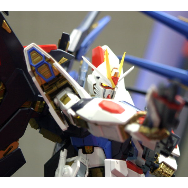 Bandai Hobby Graines de Gundam Perfect Strike PG 1/60 : Bandai Bandai Hobby Graines de Gundam Perfect Strike PG 1/60 : Bandai