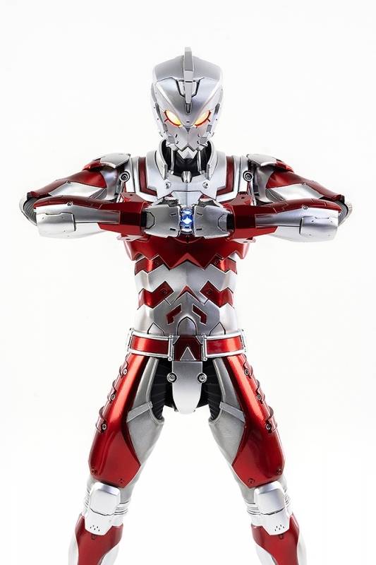 ULTRAMAN: Ultraman Suit Version A 1/6 - Anime Version [threezero] - Nin ...