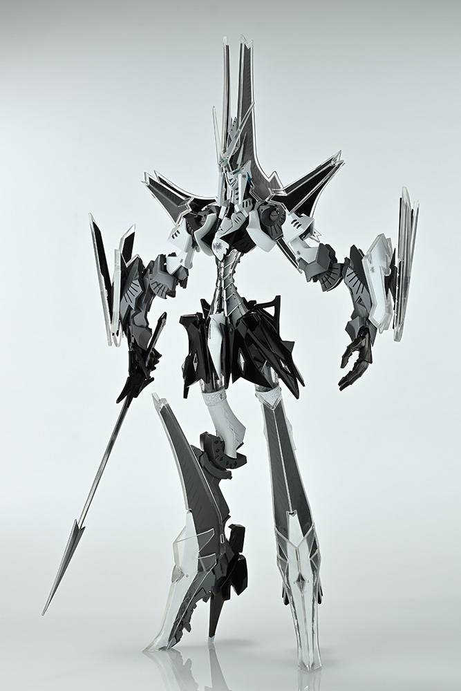 Gothicmade: 1/100 GTM Holder 17 Die Kaiserin (Plastic Model) (Limited Edition) [WAVE]