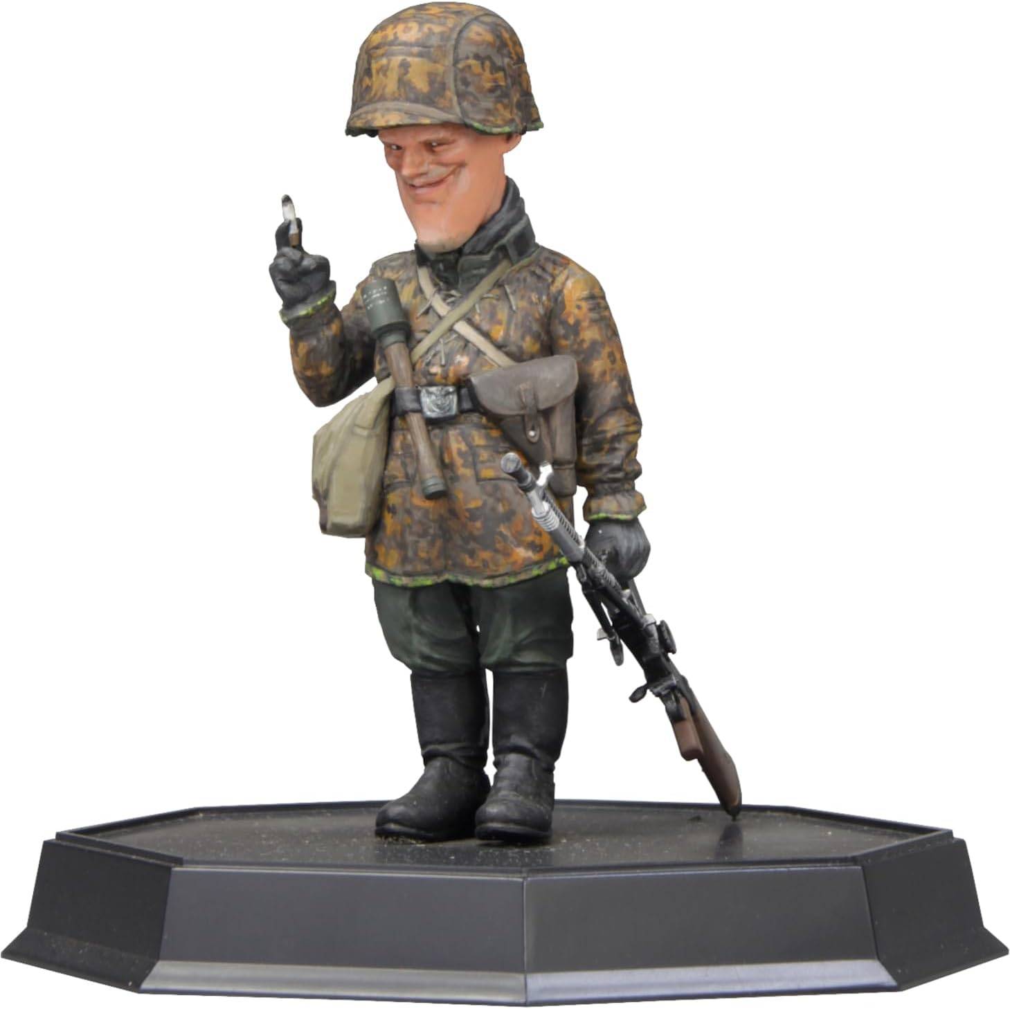 World Fighter Collection: WWII German Waffen-SS Soldier - Rudolf 1/12 (Plastic Model) [Fine Molds]