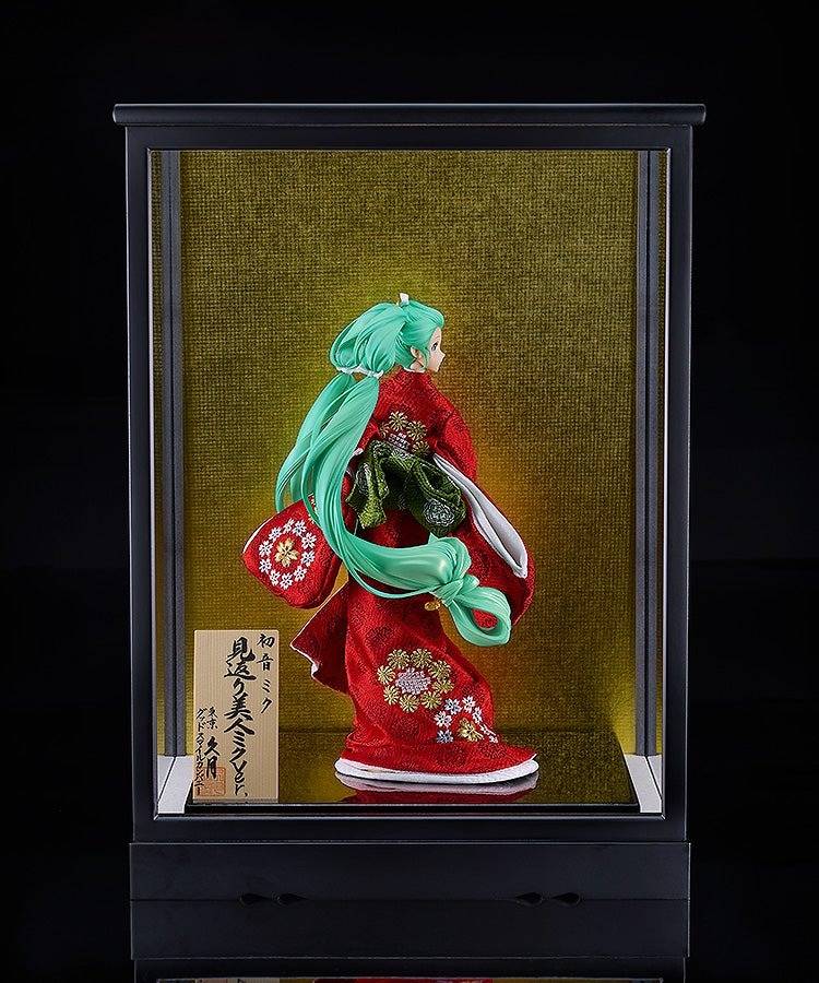 Hatsune Miku: Beauty Looking Back - Miku Ver. with Glass Case 1/7 (Limited Edition) [Kyugetsu / Good Smile Company]