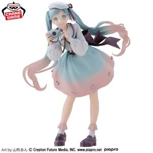 Holiday Memories: Piapro Characters - Hatsune Miku - Camera Ver. (Banpresto) [2nd Hand]