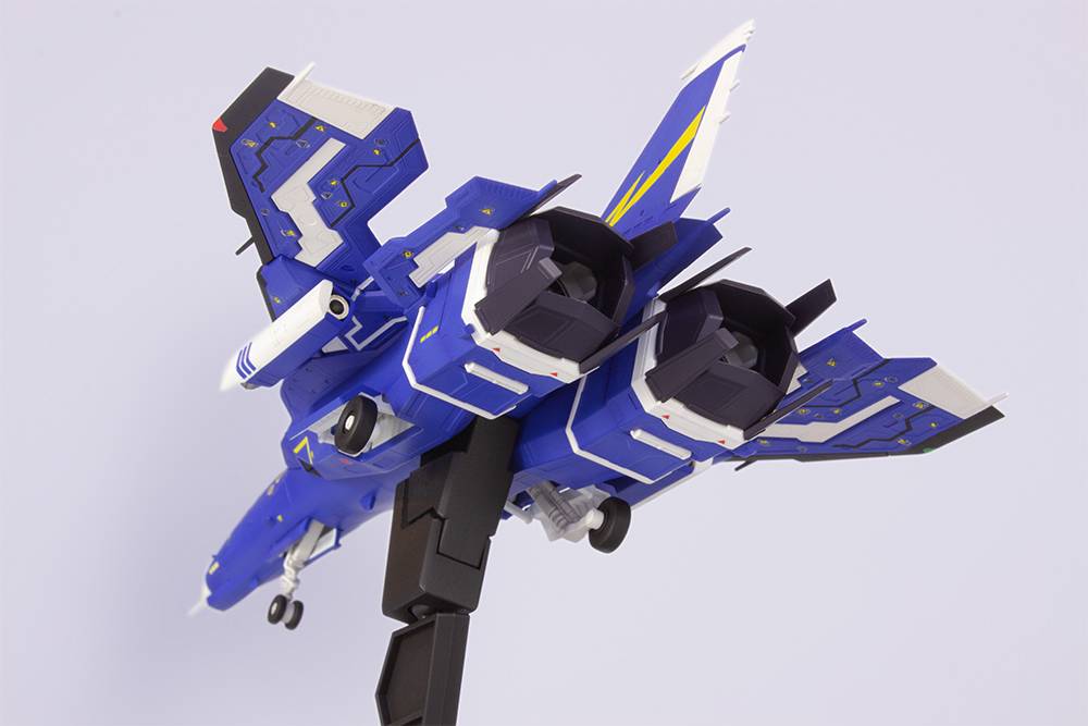 Raiden V: FT-00004A Azuma - 2P Color Ver. 1/100 (Reissue