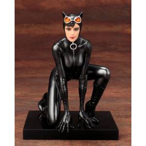 DC UNIVERSE: Catwoman [ARTFX+]