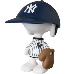 UDF No. 928: MLB x PEANUTS New York Yankees - Snoopy [Medicom Toy]