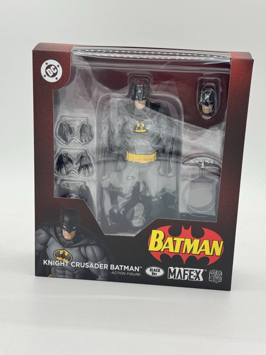 MAFEX ナイトクルセイダー バットマン ブラックバージョン DC Comics Batman Mafex - Knight Crusader Batman Black Ver. [Pre