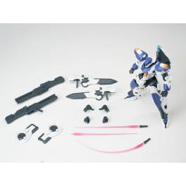 Ultra Action Trooper: Franz-α 1/144 White & Blue Ver. - Plastic