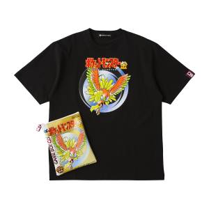 Pokémon: Gold Package T-Shirt in Pouch (M) (Limited Edition) [The Pokémon Company]