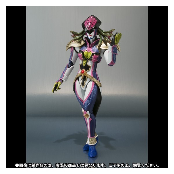 Kamen Rider Wizard - Medusa Phantom (Limited Edition) [S.H. Figuarts]