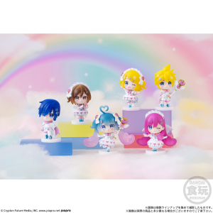 Shokugan: Hatsune Miku - Snow Miku 2027 Mini Figure & Gum (8 Packs Box) [Bandai]