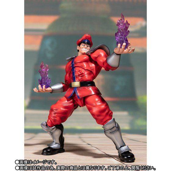 Figura SH Figuarts M. Bison De Street Fighter - 16.5 Cm Bandai